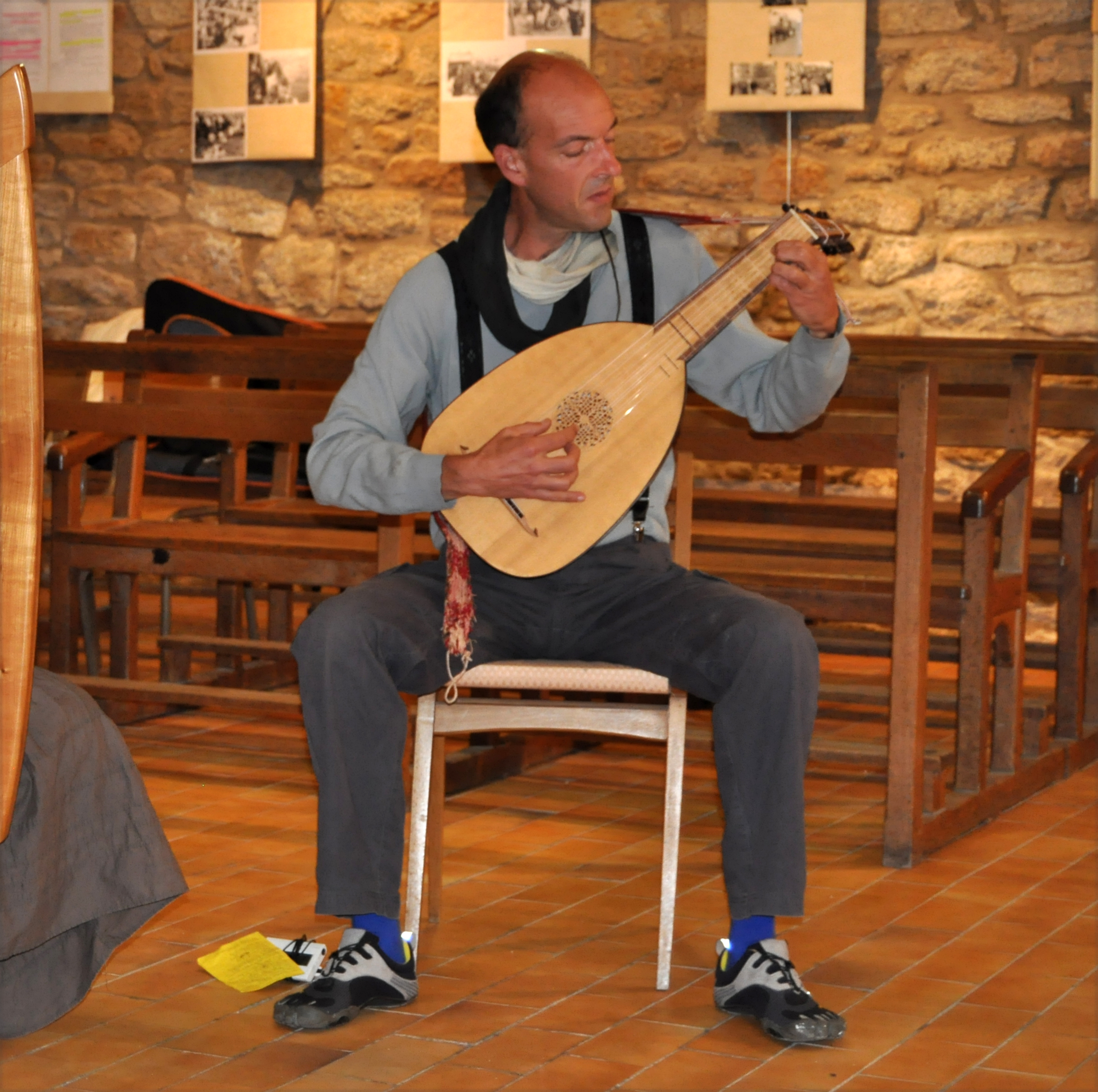 Photo Emmanuel Delatouche au Luthiste